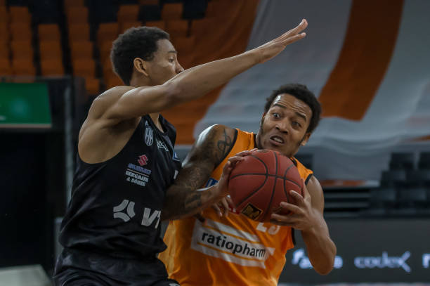 进一步扩大 进一步扩大