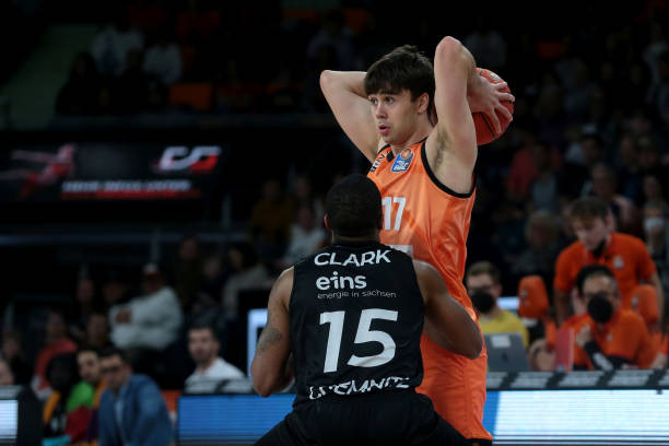 虽然没有重 虽然没有重