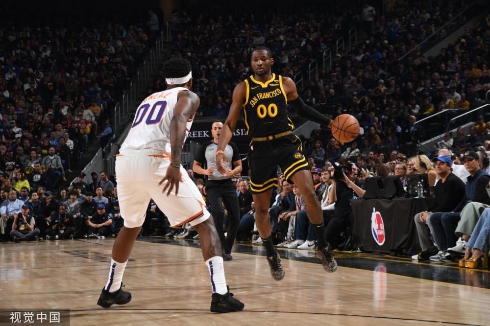 外援存在违 外援存在违